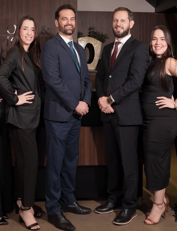 Equipe Lobo e Pignatti Advogados